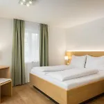 Pensionat Oxa - Easy Escape - 3*