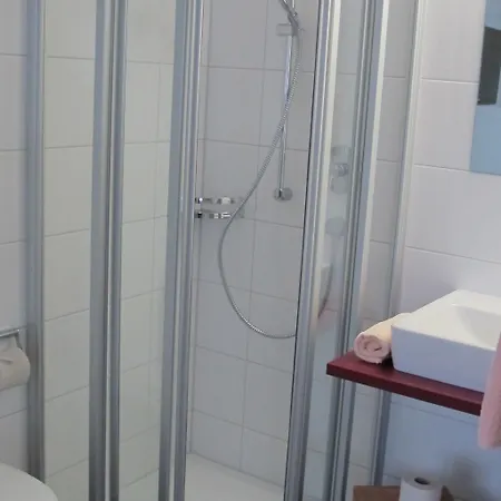 Oxa - Easy Escape 3*